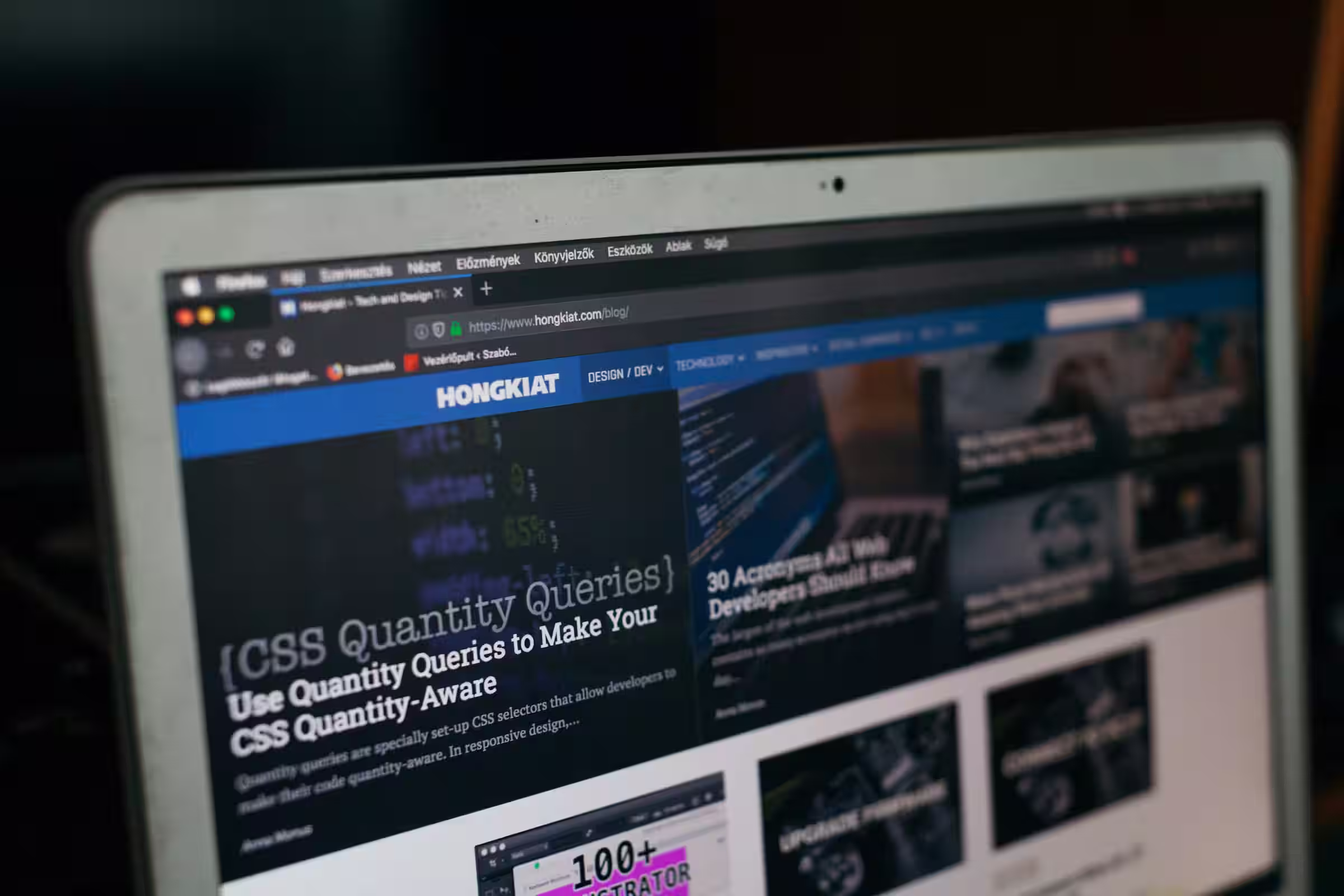 Cómo crear una página web profesional para tu negocio en Ecuador [Guía 2025]